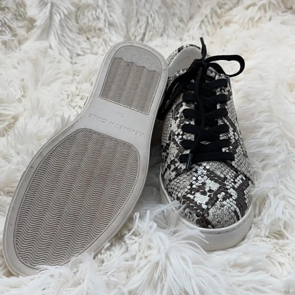 Brand new Kenneth Cole sneakers 5M